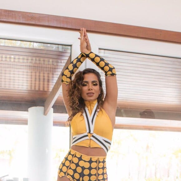 Anitta conta tudo sobre nova série!