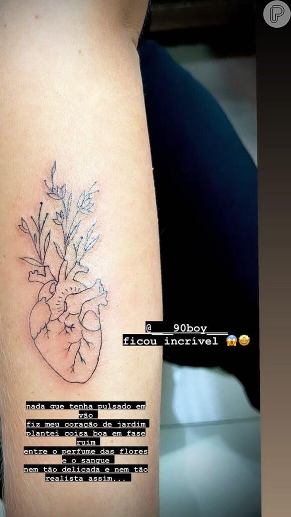 Marília Mendonça exibe resultado de nova tatuagem