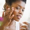 Os produtos certos potencializam os cuidados com a pele do rosto