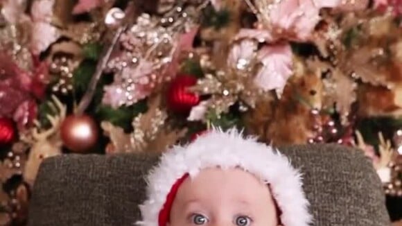 Filha de Ana Paula Siebert se vestiu de Mamãe Noel em 17 de dezembro de 2020