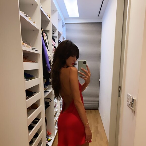 Veja look de Bruna Marquezine no Natal!
