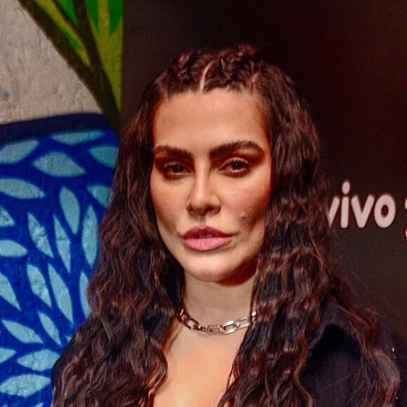 Cleo emagreceu após iniciar um novo projeto na carreira