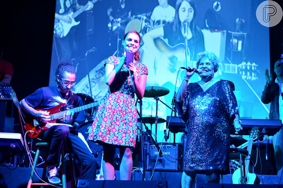 Paloma Bernardi apresenta Sarau em seu Espaço Cultural Amarte, em São Paulo, em 8 de novembro de 2014