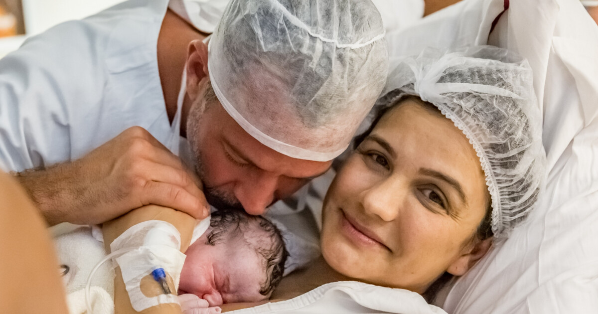 Rayan Nasceu Kyra Gracie Dá à Luz Filho Com Malvino Salvador Muito