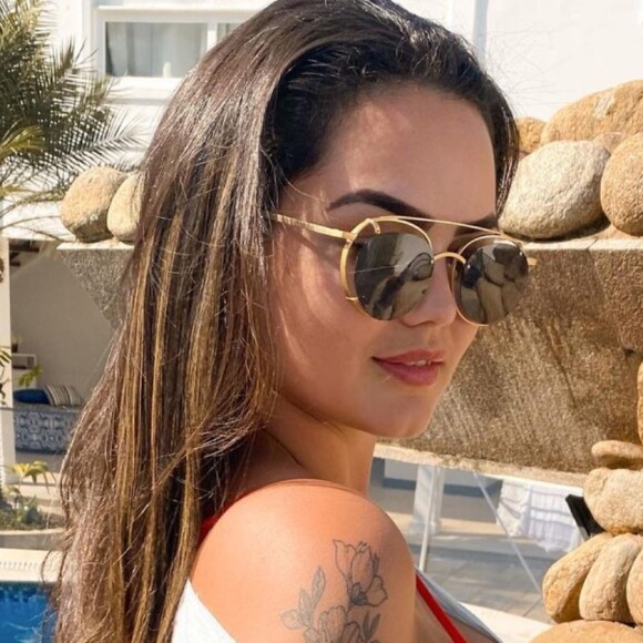 Fotos de biquíni de Suzanna Freitas, filha de Kelly Key, conquistam web