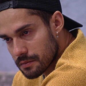 'BBB21': Arcrebiano chorou em conversa com Karol Conká