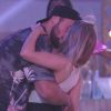 'BBB 21', Arthur beijou Carla Diaz em festa após demonstrar interesse na atriz