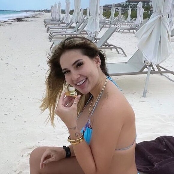 Virginia Fonseca tem curtido dias em Cancún nas praias mexicanas