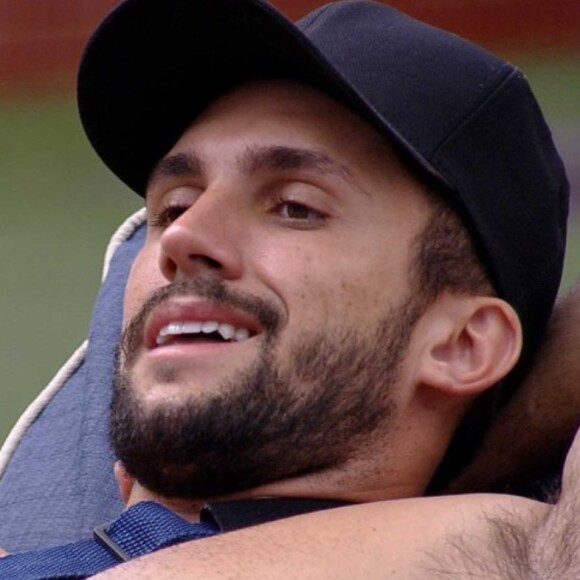 'BBB 21': Arthur critica Fiuk e ironiza o cantor