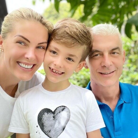 Ana Hickmann e Alexandre Correa são pais de Alexandre Jr.