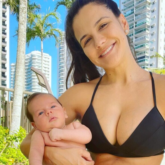 Kyra Gracie vem mostrando a readequação do seu corpo quase 3 meses após dar à luz Rayan