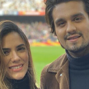 Luan Santana postou foto da ex-noiva, Jade Magalhães, em homenagem ao Dia Internacional da Mulher e empolgou fãs: 'Coração não aguenta'