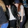 Kristen Stewart é flagrada deixando uma boate em Santa Mônica, na California, nos Estados Unidos, nesta terça-feira, 5 de março de 2013