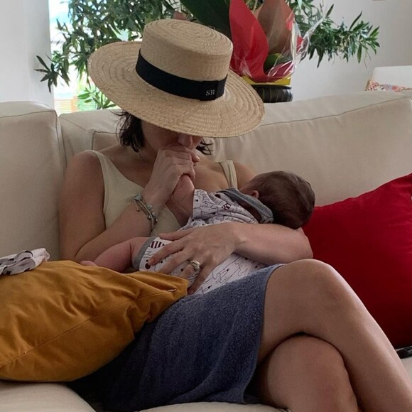 Sthefany Brito aponta insegurança com o corpo pós-parto