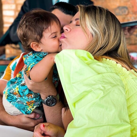 Marília Mendonça é mãe de Léo