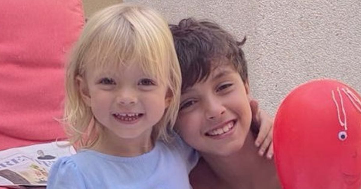 Filhos de Eliana chamam atenção por tamanho em foto da mãe - Purepeople