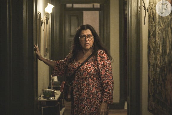 Na reta final da novela 'Amor de Mãe', Thelma (Adriana Esteves) sequestrou Lurdes (Regina Casé)