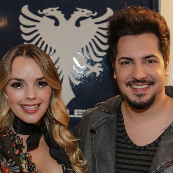 Thaeme e Thiago lançaram nova música de trabalho, com Gustavo Mioto em 2 de abril de 2021