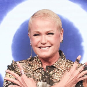 Xuxa Meneghel apontou desejo de ter nascido negra e foi alertada por Tais Araújo