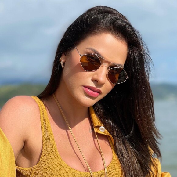 Morena, Andressa Suita avalia mudança de visual: 'Já posso ser ruiva, hein?'