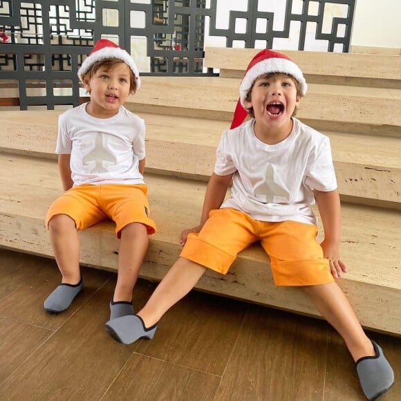 Filhos de Andressa Suita, Gabriel e Samuel são comparados à modelo em foto