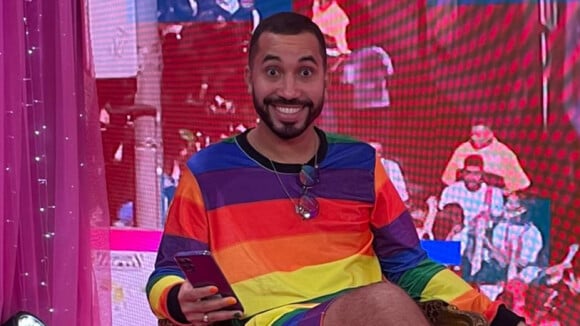 Gil do Vigor e Pabllo Vittar celebram Dia do Orgulho LGBTQIA+ na TV: 'Muita gente vigorando'