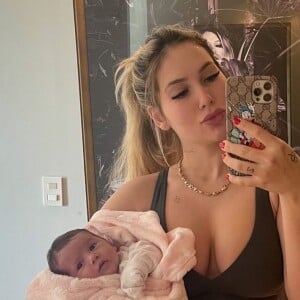 Virgínia Fonseca e Zé Felipe se declararam para a filha, Maria Alice, que faz 1 mês em 30 de junho de 2021: '30 dias que eu conheci o maior amor do mundo!!! 30 dias dela!!! Minha princesa', afirmou a influencer