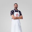 'MasterChef 2021': Tiago é de Brasília, tem 36 anos e adora cozinhar peixes e frutos do mar, mas garante que é um cozinheiro versátil. Tiago quer mostrar uma cozinha que desperte a memória afetiva e conquiste o paladar dos chefs
