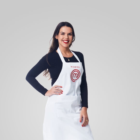 'MasterChef 2021': Raquel viaja pelo mundo com a família desde criança e aprendeu nessa época com o pai a apreciar a alta gastronomia. Baiana de Salvador, trabalha na empresa da família como analista financeira, mas é na cozinha que se sente confiante