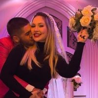 Virgínia Fonseca se casa com Zé Felipe de preto e com filha no colo: 'Elvis foi padre'