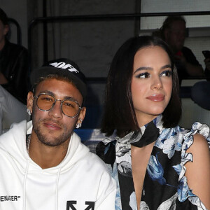 Neymar e Bruna Marquezine tiveram reencontro em festa de Gabriel David