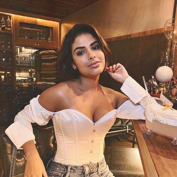 Munik Nunes vive romance com empresário carioca
