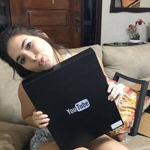 Virgínia Fonseca já em 2018, quando começou a conquistar fama nacional com seu canal no youtube em que postava challenges e trollagens com amigos, além de dicas do cotidiano