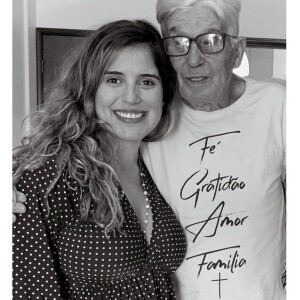 Camilla Camargo homenageou o avô, Geraldo Godoi, com foto