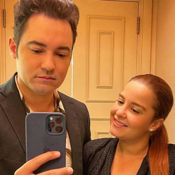 Fernando Zor aparece sem aliança e web questiona fim de noivado com Maiara