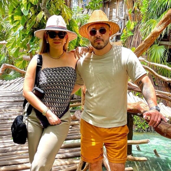 Marília Mendonça está curtindo viagem romântica com Murilo Huff