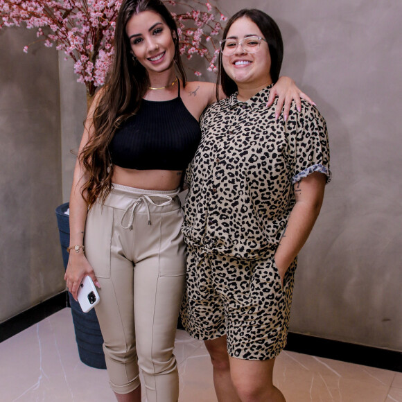 Maria Lina Deggan encontrou a irmã do ex-noivo, Whindersson Nunes