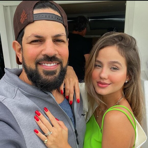 Ainda assim, Biah Rodrigues e Sorocaba fizeram uma viagem sozinhos antes de o cantor embarcar