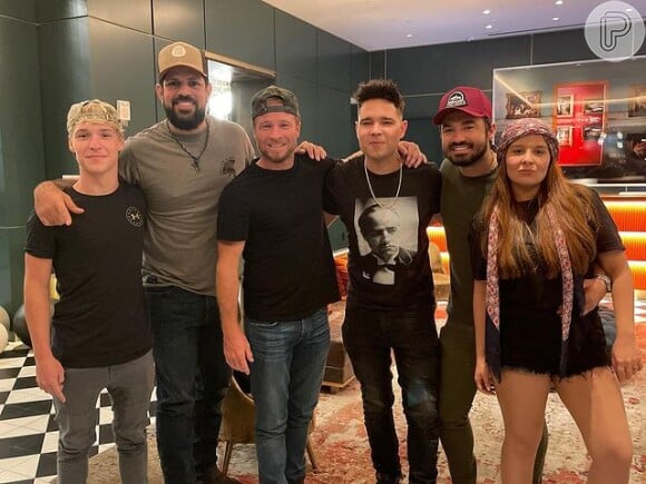 Nos Estados Unidos, Fernando, Sorocaba e Maiara, noiva de Fernando, encontraram Brian Littrell, dos Backstreet Boys