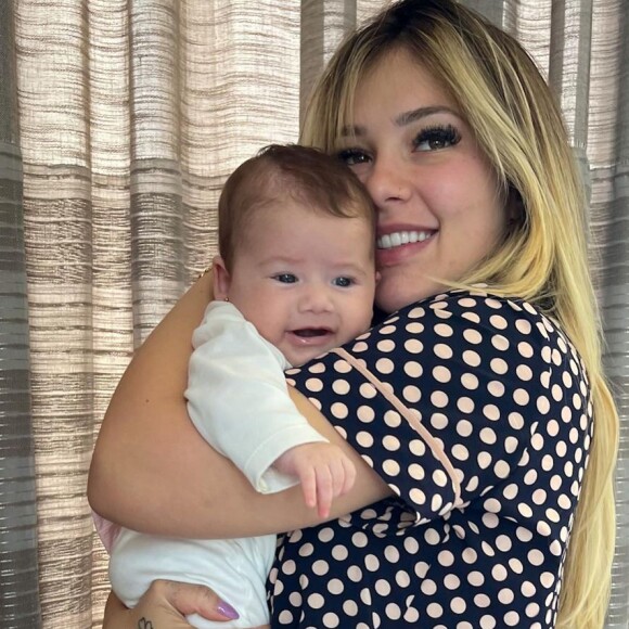 Virgínia Fonseca ganhou mais de 20kg em gravidez da filha com Zé Felipe, Maria Alice, de 3 meses