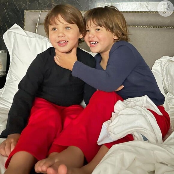 Filhos de Andressa Suita e Gusttavo Lima, Gabriel e Samuel têm pouco mais de 1 ano de diferença e frequentemente são confundidos com gêmeos