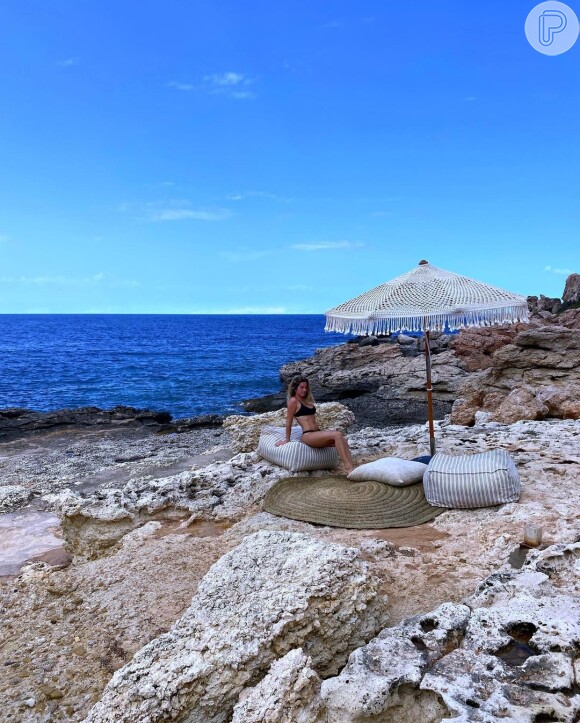 Giovanna Ewbank exibiu o corpo sarado em foto de biquíni em Ibiza