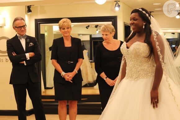 Em 'O Vestido Ideal', noivas provam diferentes looks para o grande dia