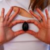 As pedras de yoni eggs mais utilizadas são as de quartzo rosa, cristal, ametista, jade e obsidiana