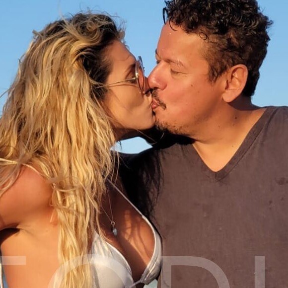 Lívia Andrade e o empresário Marcos Araújo dão detalhes da cerimônia, nem falam publicamente sobre a decisão