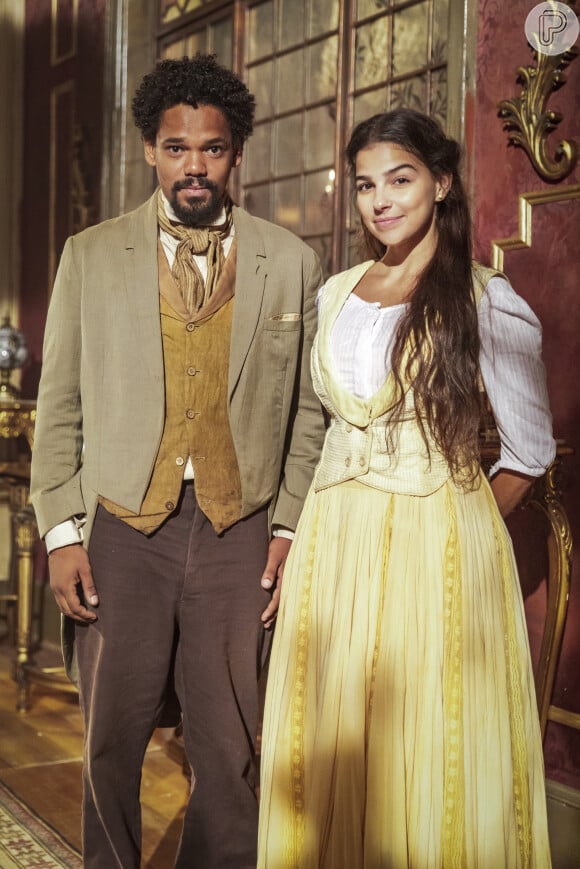 Na novela 'Nos Tempos do Imperador', Pilar (Gabriela Medvedovski) ganha declaração de Jorge/Samuel (Michel Gomes) no capítulo de quarta-feira, 13 de outubro de 2021