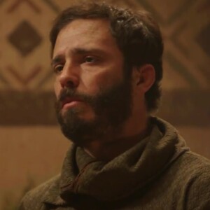 Judá (Thiago Rodrigues) decide casar o filho Er (Tiago Marques) na novela 'Gênesis' após o rapaz passar a noite com prostitutas