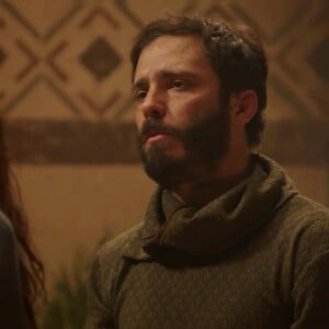 Reta final da novela 'Gênesis': Judá (Thiago Rodrigues) assusta a mulher ao resolver por casamento de Onã (Caio Veagati) com Tamar (Juliana Xavier) após a morte de Er (Tiago Marques)