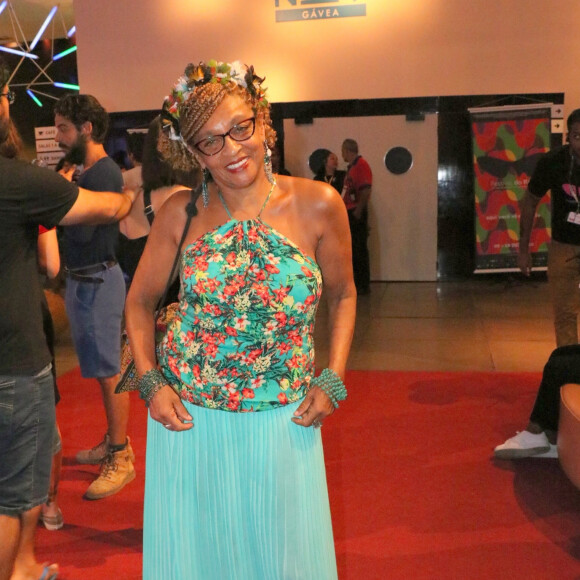 Elisa Lucinda enalteceu Padre Fábio de Melo: 'Padre que tem pregação libertadora'