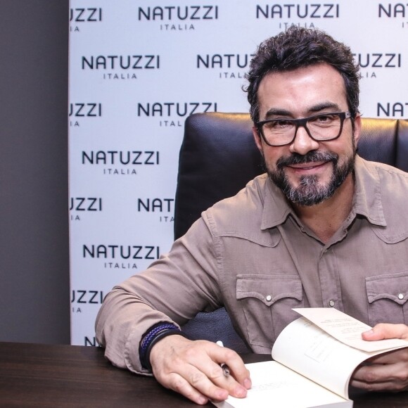 Internautas elogiaram postura de Elisa Lucinda e Padre Fábio de Melo após polêmica